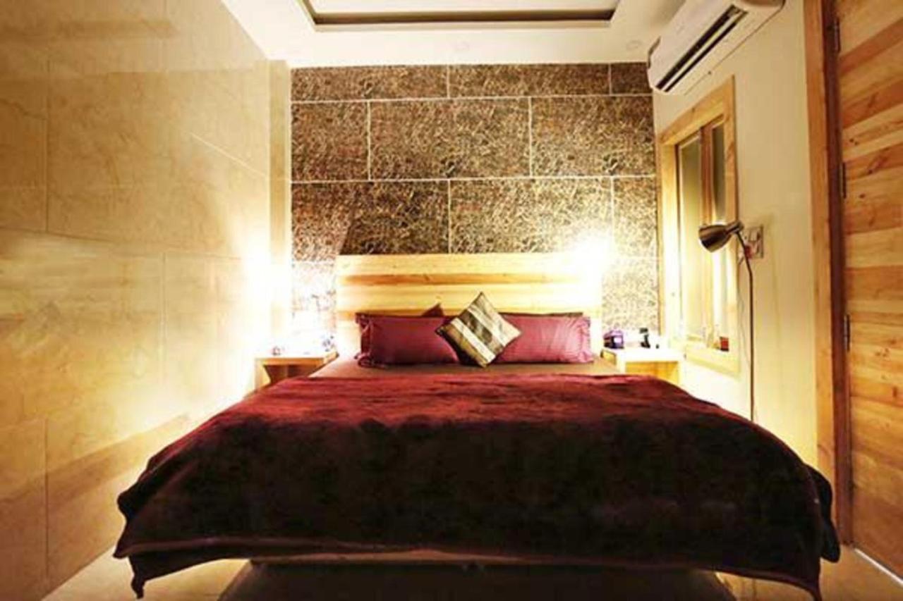 Divine Studios Rajouri Garden New Delhi Eksteriør bilde