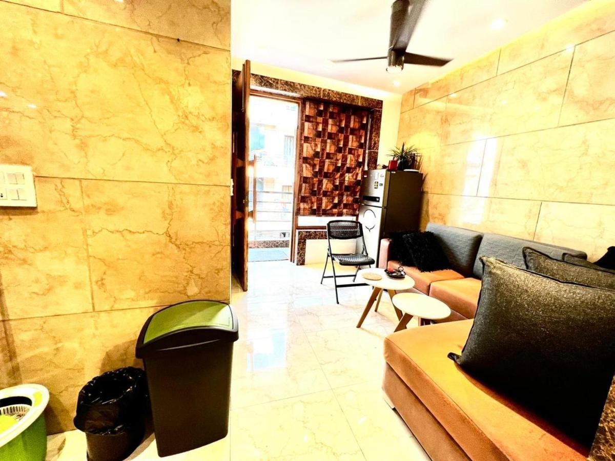 Divine Studios Rajouri Garden New Delhi Eksteriør bilde